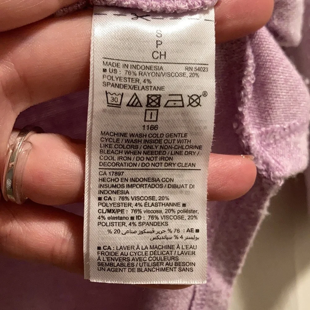 🧡 Old Navy Women’s Fitted Lightweight Sweater (size S)